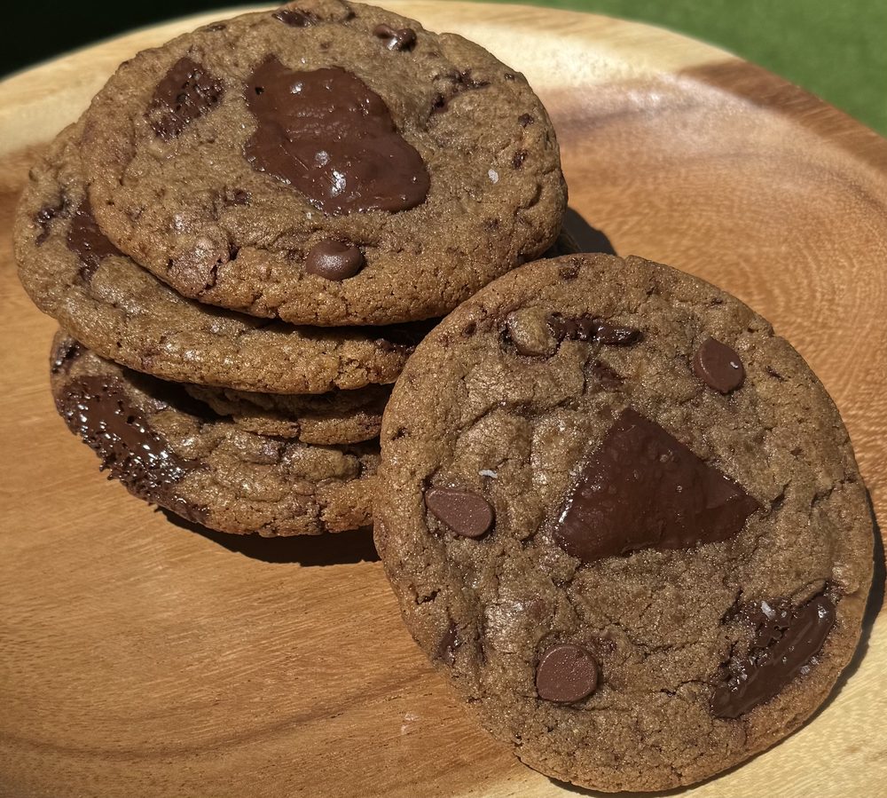 Chocolate chip toffee cookies